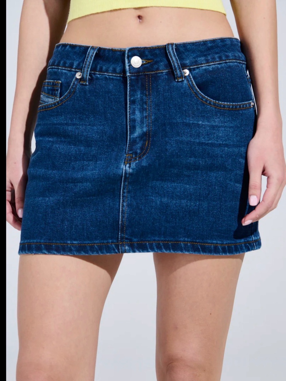 AKIRA JOLENE DENIM MINI SKIRT Size LL